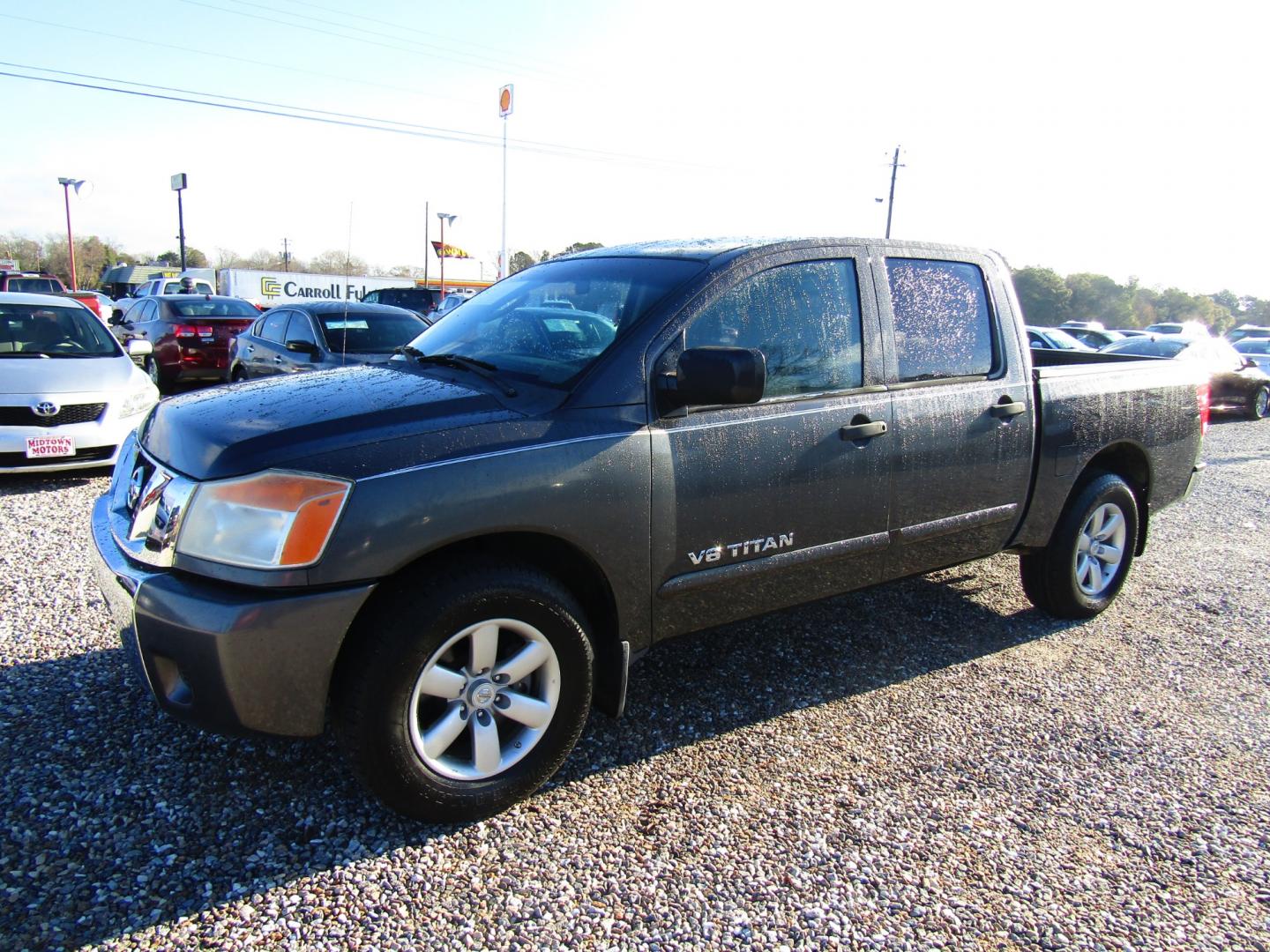 2011 Gray Nissan Titan S Crew Cab 2WD (1N6AA0EKXBN) with an 5.6L V8 DOHC 32V engine, Automatic transmission, located at 15016 S Hwy 231, Midland City, AL, 36350, (334) 983-3001, 31.306210, -85.495277 - Photo#2